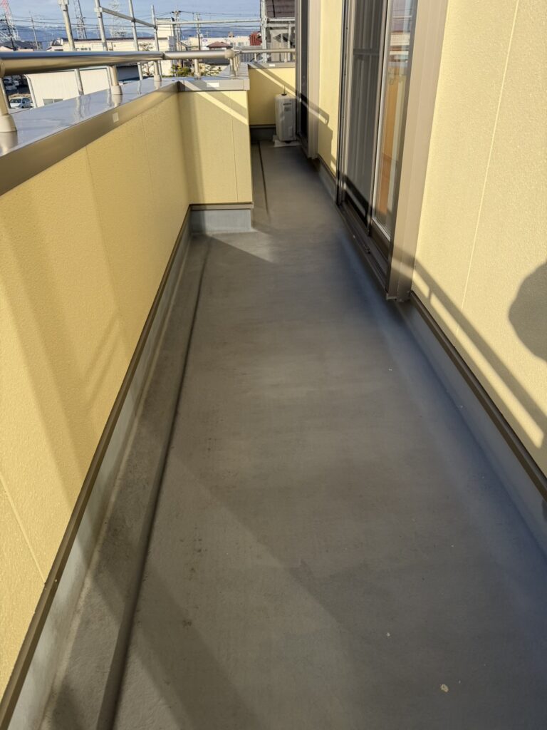 大垣市のベランダ防水工事｜劣化サインと施工工程を写真付きで解説