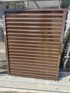 一宮市 外壁塗装 雨戸 塗装完了 艶やかな仕上がり ペイントホームズ大垣店